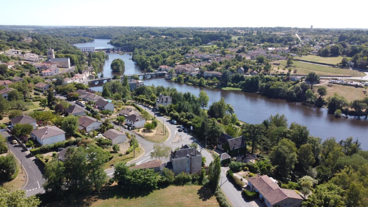 La Maison Ribotteau L'Isle-Jourdain  Екстер'єр фото